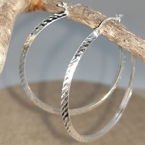 Sterling Silver Diamond cut round hoop earrings